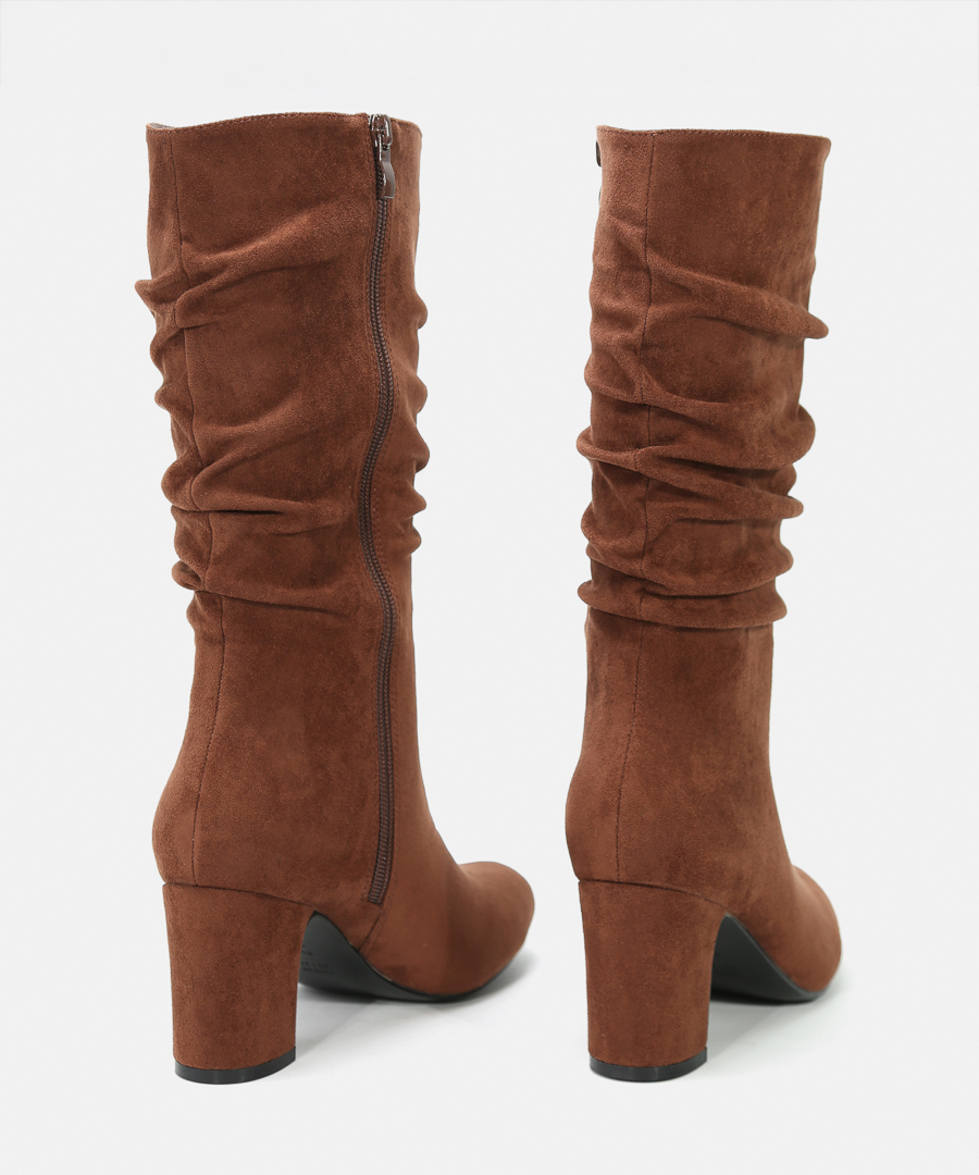 Botas tacón media caña slouchy image number null